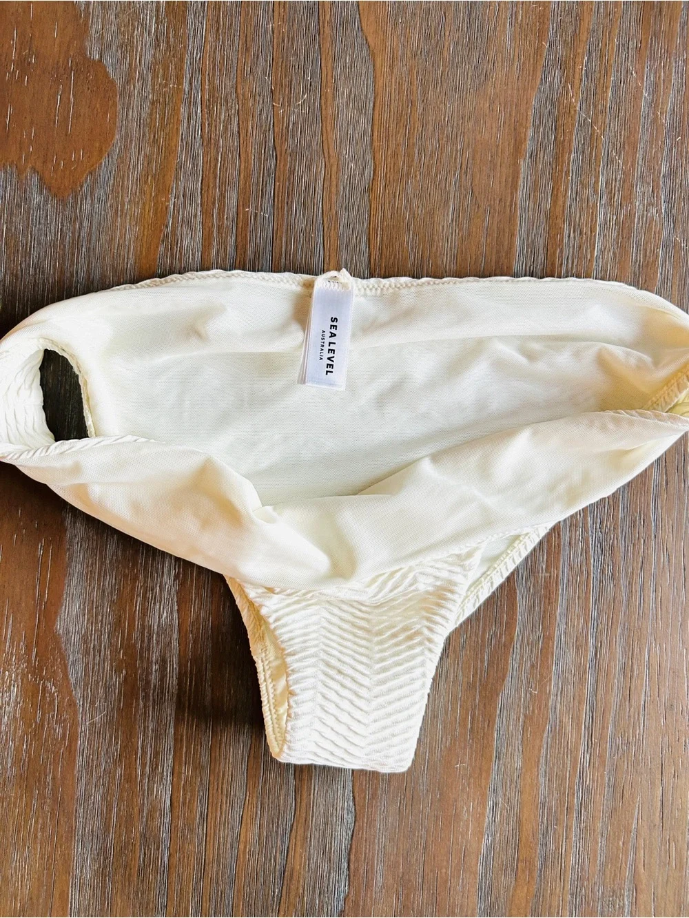 SEA Level Australia Cream Spinnaker Mid Rise Textured Bikini Bottom Size 10 NWOT